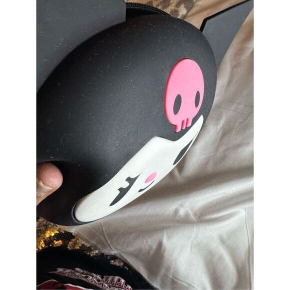 Hello kitty kuromi rubber pouch /bag purse pocketbook - Picture 4 of 5